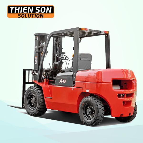 Xe nâng dầu 4.5 tấn